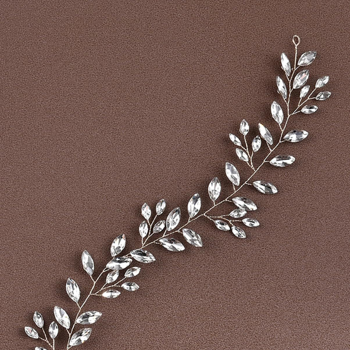 Silver Horse Eye Headband – Flexible Bridal Hair Accessory